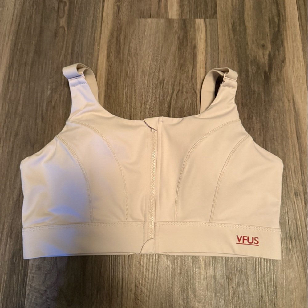 Women's Cream Sports Bra